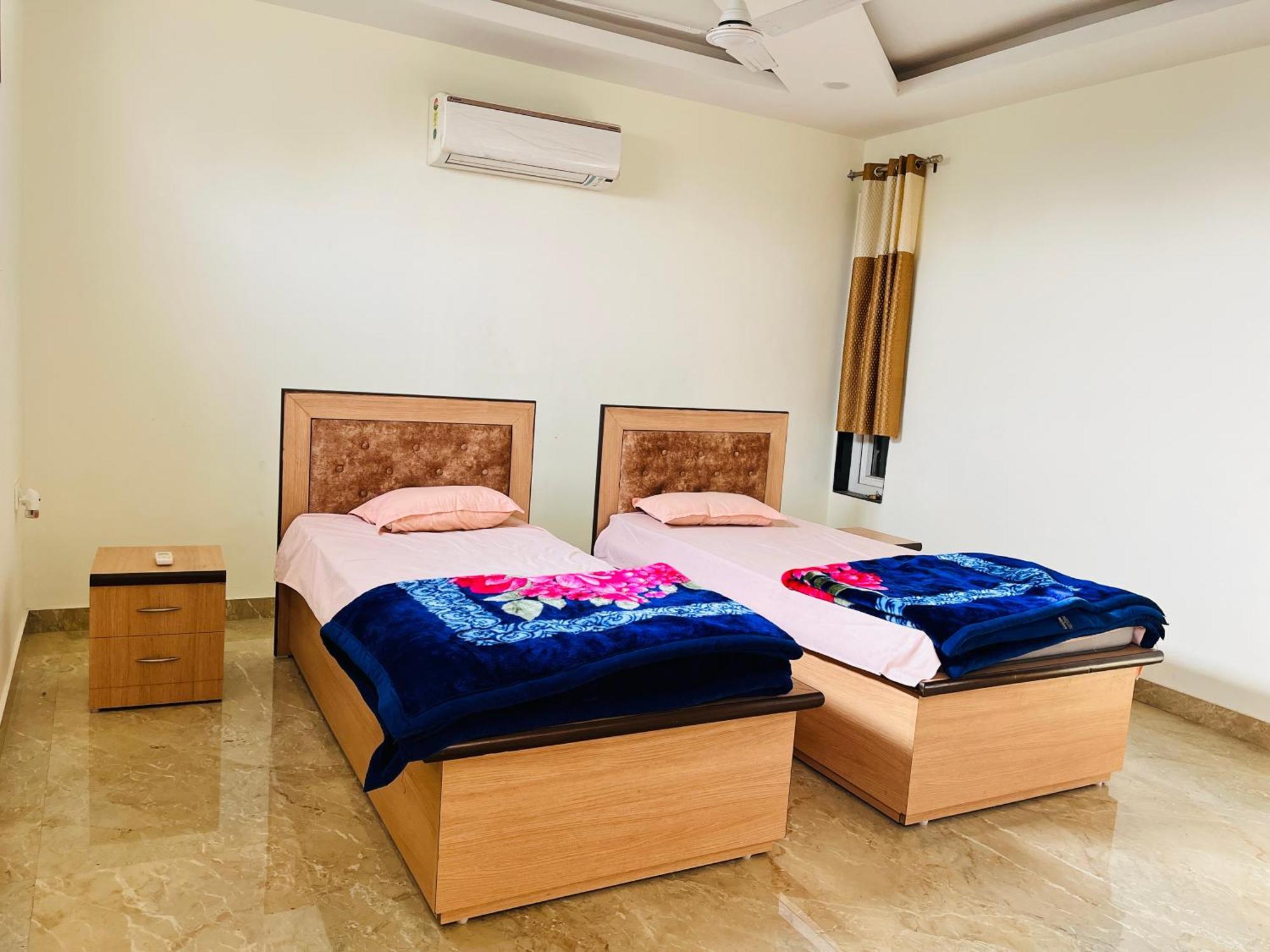 Hare Krishna Homes Jhalwa Allāhābād Junction エクステリア 写真
