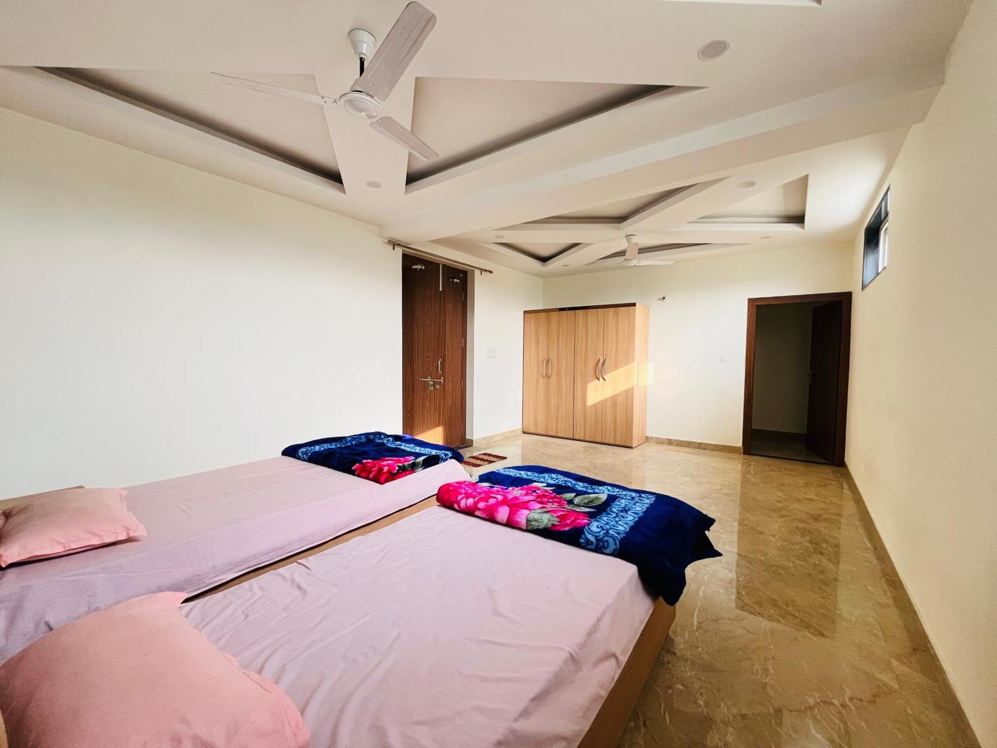 Hare Krishna Homes Jhalwa Allāhābād Junction エクステリア 写真